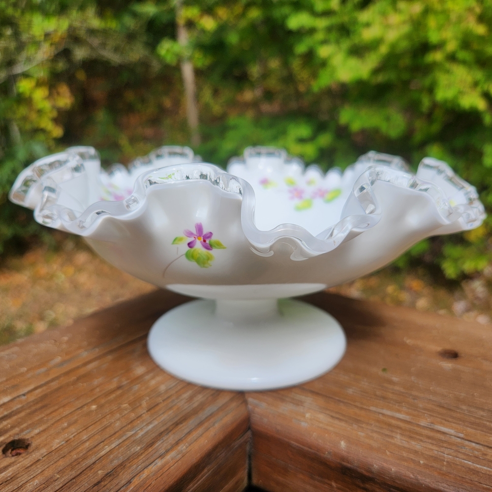 Vintage Fenton Silver Crest "Violets In The Snow" Console Bowl Signed By Artist - Picture 5 of 14